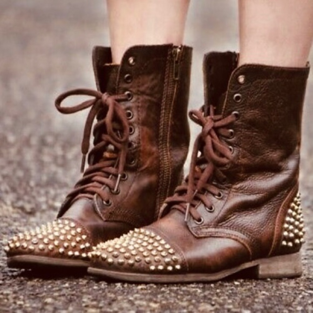 Steve Madden Tarnney Brown Gold Leather Stud Boots